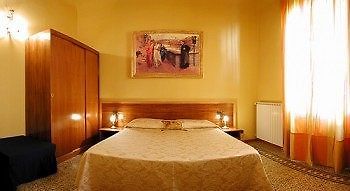 La Luna Guest House Florence Ngoại thất bức ảnh